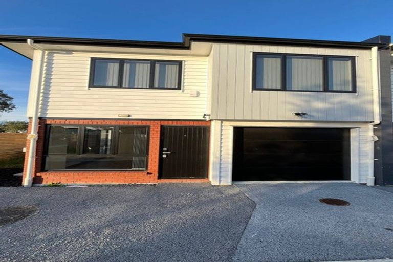 Photo of property in 10a Benton Place, Manurewa, Auckland, 2102