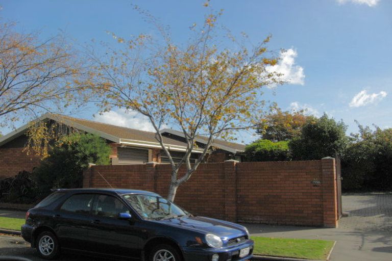 Photo of property in 44 Solway Avenue, Ilam, Christchurch, 8041