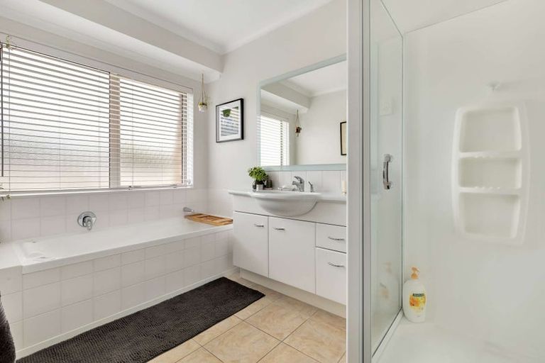 Photo of property in 5 The Green, Whakatane, 3120