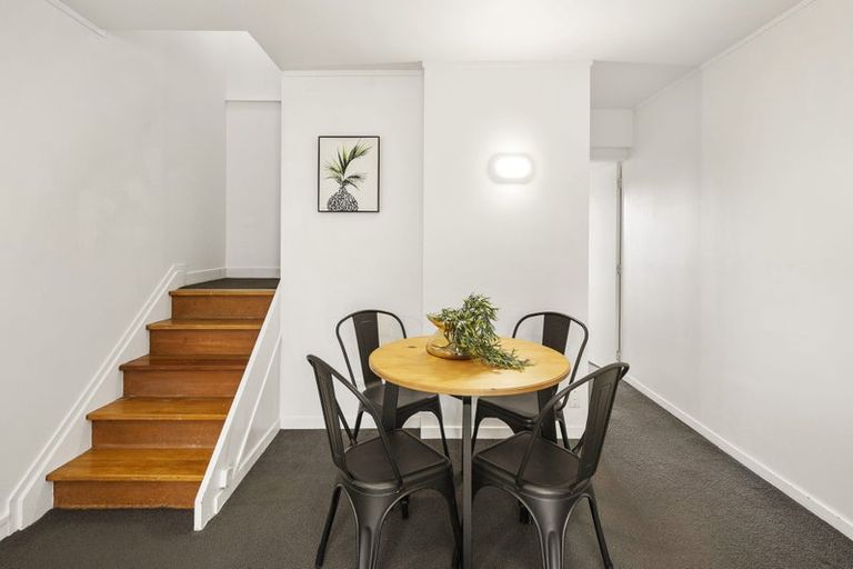 Photo of property in 8/6 Kaikoura Street, Maupuia, Wellington, 6022