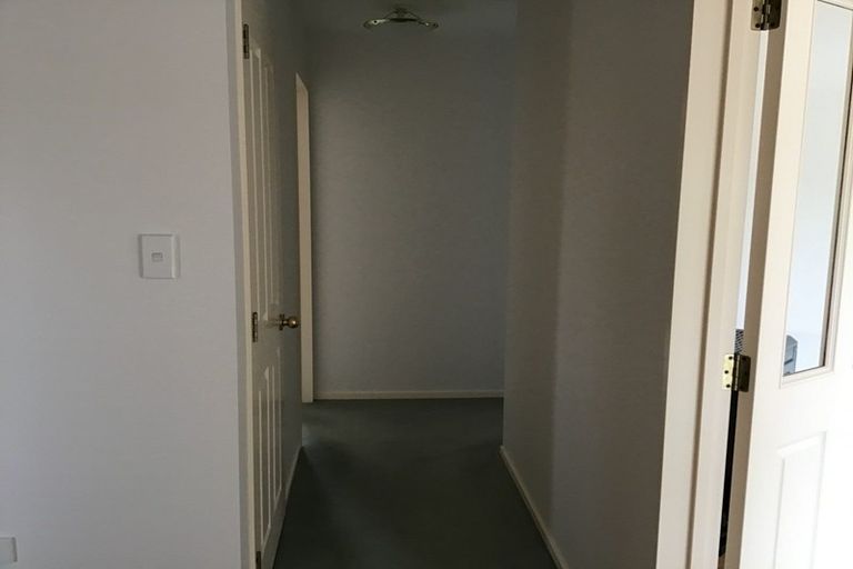 Photo of property in 17 Craig Place, Bridge Hill, Alexandra, 9320