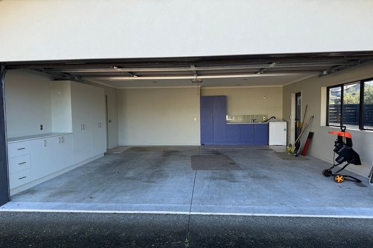 Photo of property in 127 Victoria Street, Cambridge, 3434