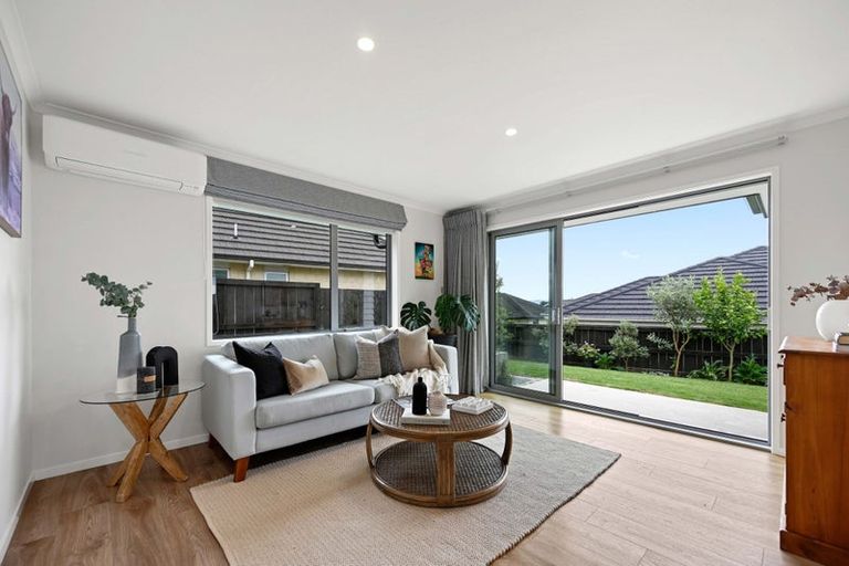 Photo of property in 18 Drower Glen, Flagstaff, Hamilton, 3210