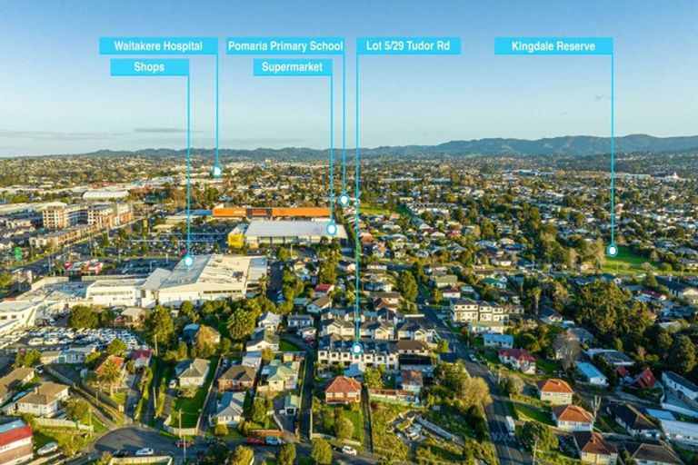 Photo of property in 5/29 Tudor Road, Henderson, Auckland, 0610