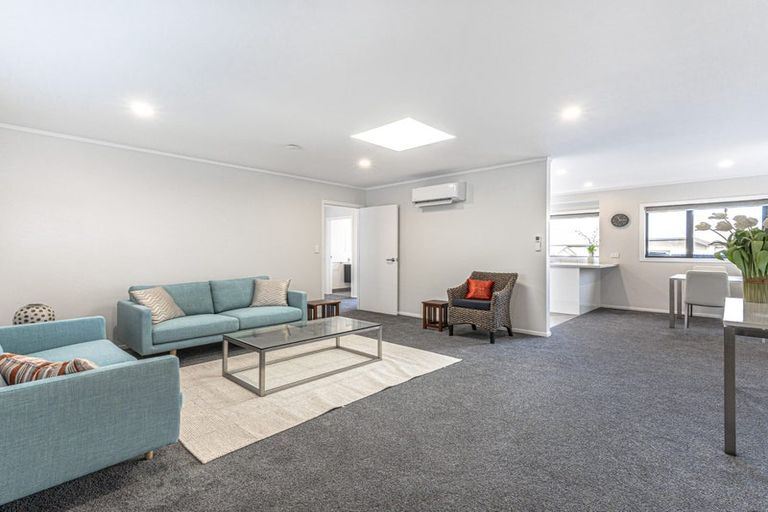 Photo of property in 450 Cambridge Terrace, Naenae, Lower Hutt, 5011