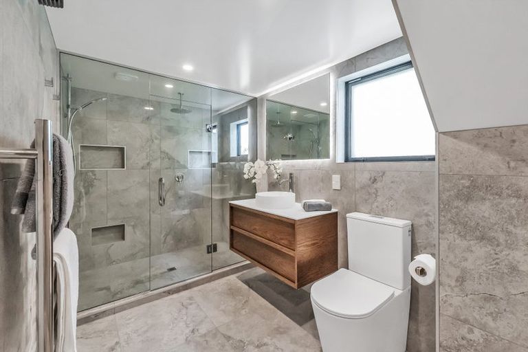 Photo of property in 19 Glamis Place, Cashmere, Christchurch, 8022