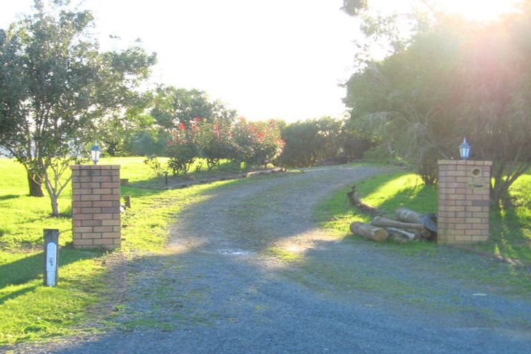 Photo of property in 105 Ridge Road, Mahurangi East, Warkworth, 0982