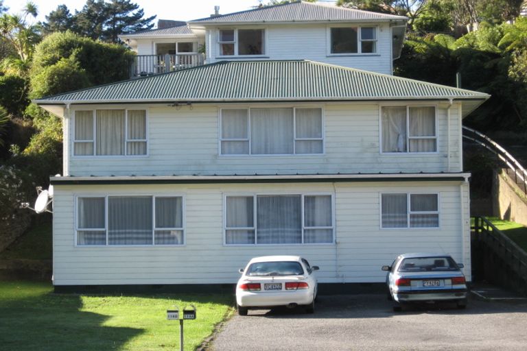 Photo of property in 114a Newlands Road, Newlands, Wellington, 6037