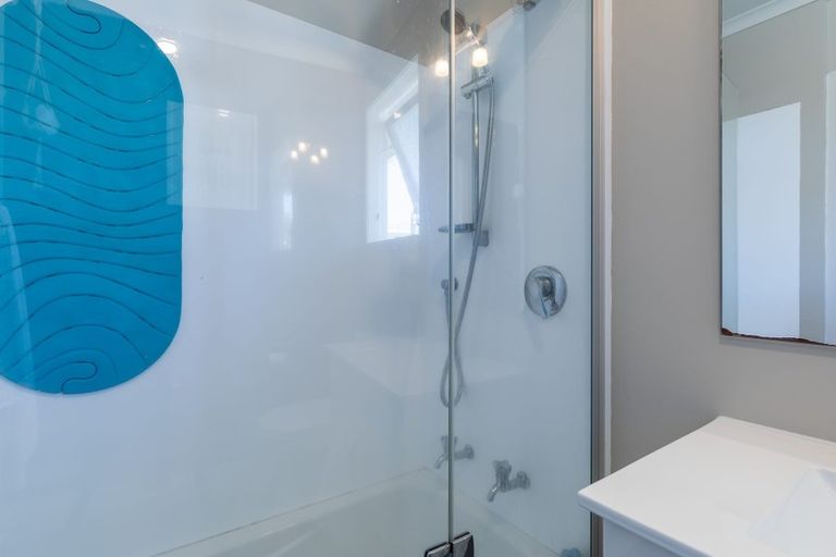 Photo of property in 12a John F Kennedy Place, Glen Eden, Auckland, 0602