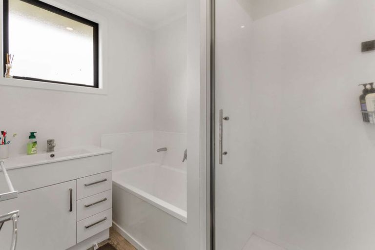 Photo of property in 86 Whatawhata Road, Dinsdale, Hamilton, 3204