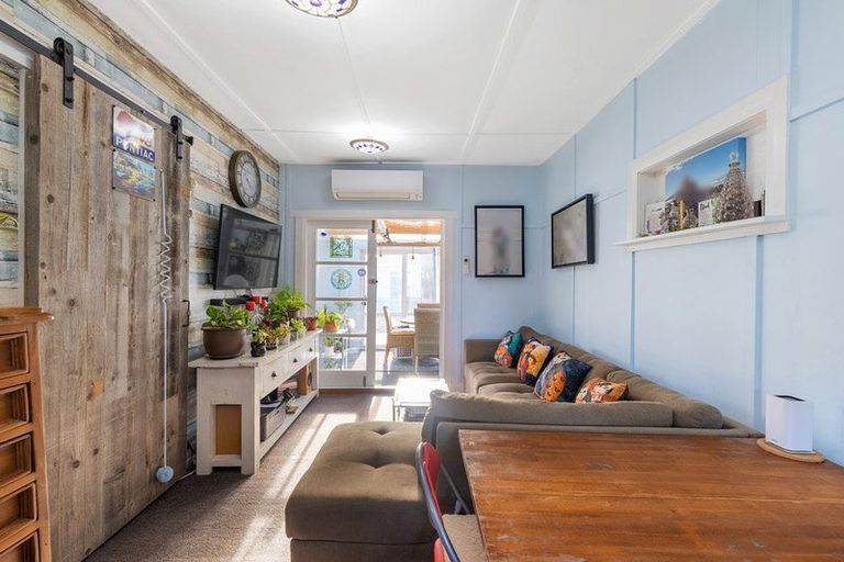 Photo of property in 22 Kauwhata Street, Himatangi Beach, Foxton, 4891