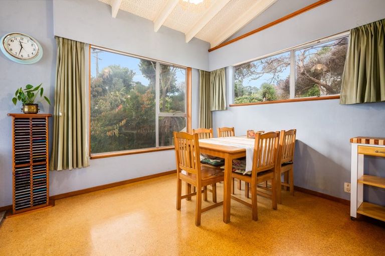 Photo of property in 22c Kahu Road, Paremata, Porirua, 5024