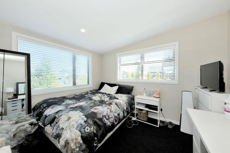 Photo of property in 14 Dow Square, Wigram, Christchurch, 8025