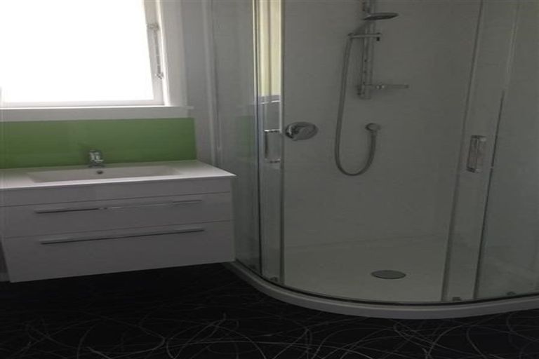 Photo of property in 38 South Terrace, Picton, 7220