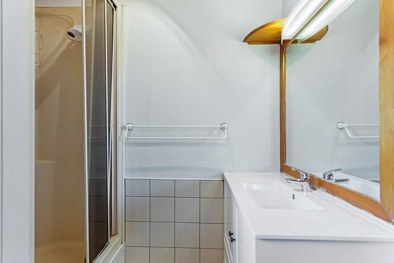 Photo of property in 12 Ribot Place, Randwick Park, Auckland, 2105