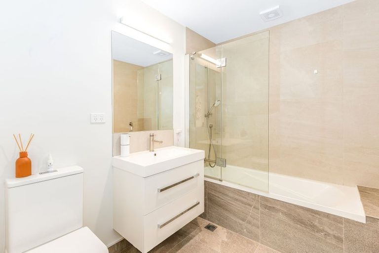 Photo of property in 25 Holystone Road, Whitby, Porirua, 5024