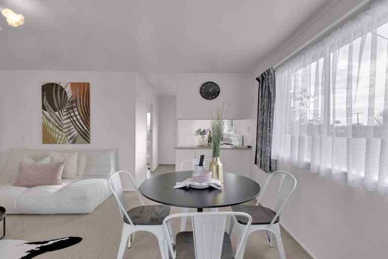 Photo of property in 73 Tuhikaramea Road, Dinsdale, Hamilton, 3204