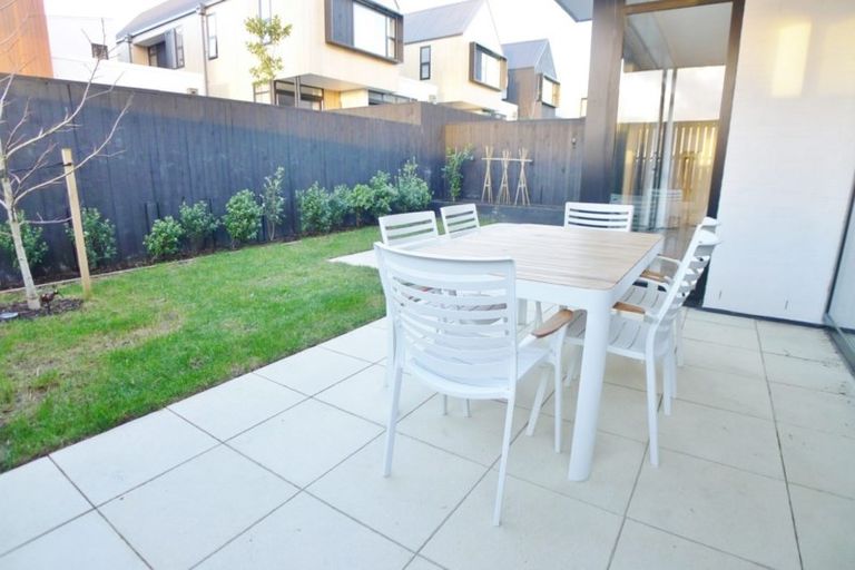 Photo of property in 2 Isitt Road, Hobsonville, Auckland, 0616