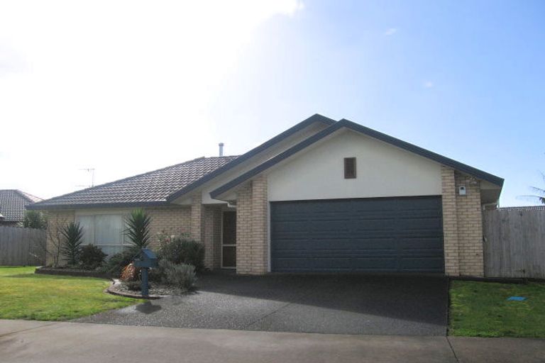 Photo of property in 3 Beragh Place, East Tamaki, Auckland, 2016