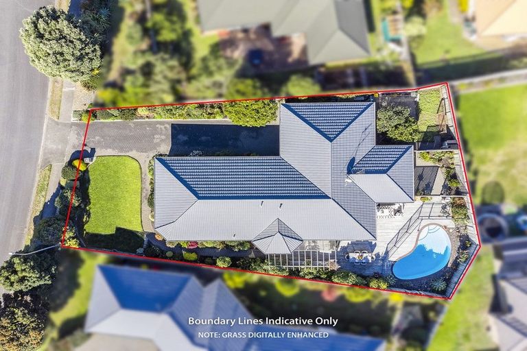 Photo of property in 3 Takahe Drive, Paraparaumu Beach, Paraparaumu, 5032