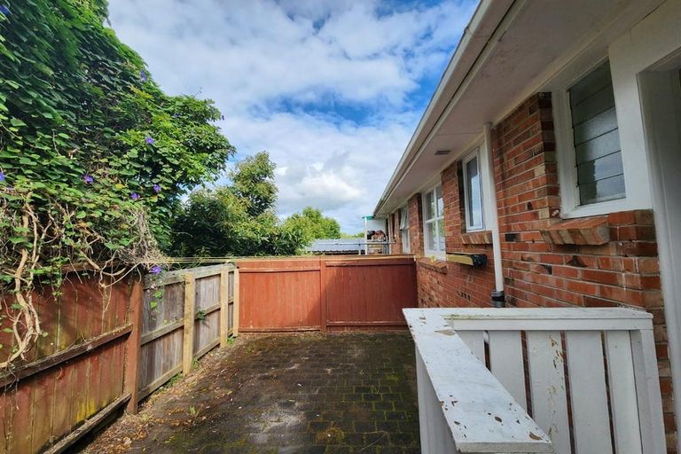 Photo of property in 3/26a Fairview Road, Mount Eden, Auckland, 1024
