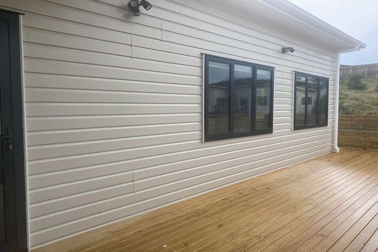 Photo of property in 34c Speargrass Grove, Timberlea, Upper Hutt, 5018