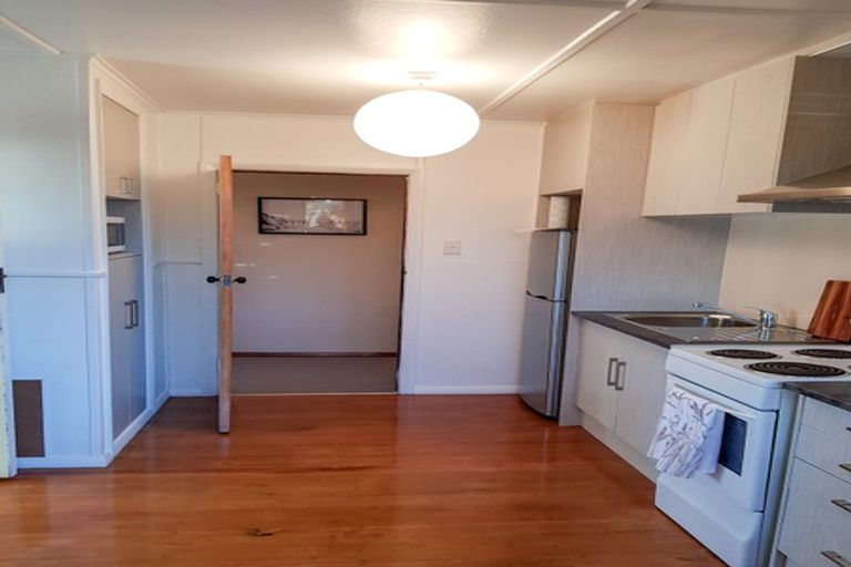 Photo of property in 39 Auburn Avenue, Upper Riccarton, Christchurch, 8041