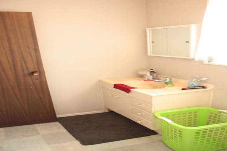 Photo of property in 29 Montclare Avenue, Ilam, Christchurch, 8041