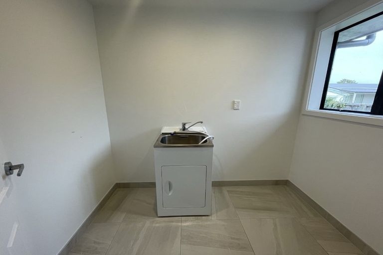 Photo of property in 7 Gladson Avenue, Sockburn, Christchurch, 8042