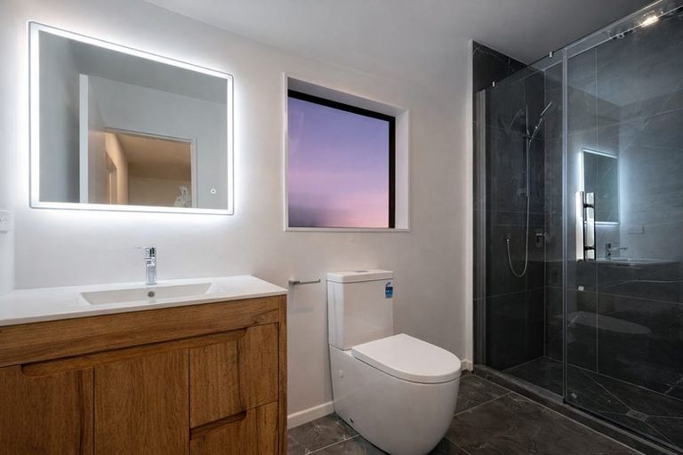 Photo of property in 3d Penfold Place, Henderson, Auckland, 0610