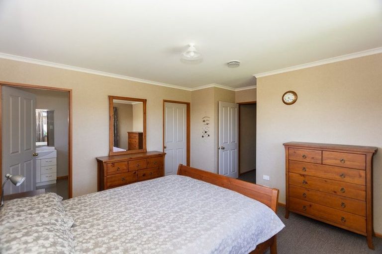 Photo of property in 25 Hannah Place, Holmes Hill, Oamaru, 9401