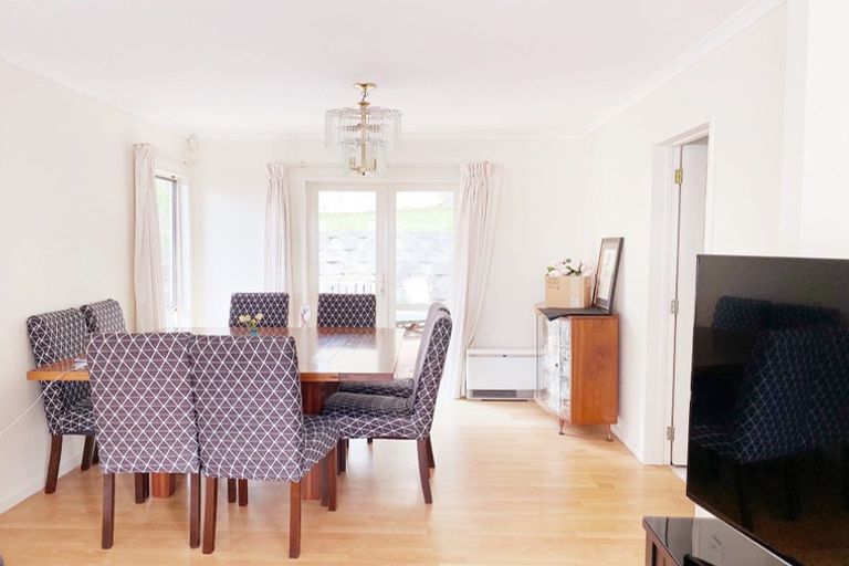 Photo of property in 25 Bronte Place, Somerville, Auckland, 2014