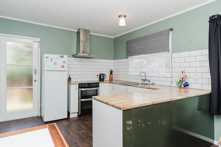 Photo of property in 70 Livingstone Avenue, Nawton, Hamilton, 3200