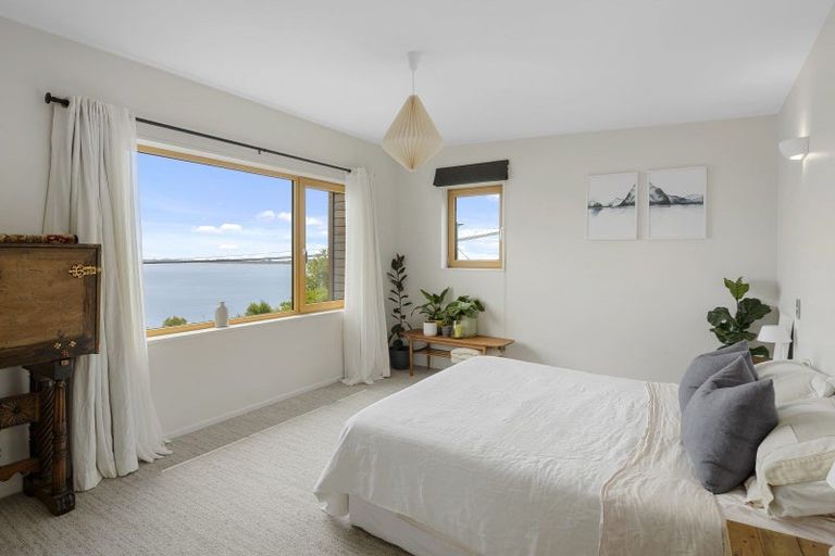 Photo of property in 42 Saint Andrews Hill Road, Mount Pleasant, Christchurch, 8081