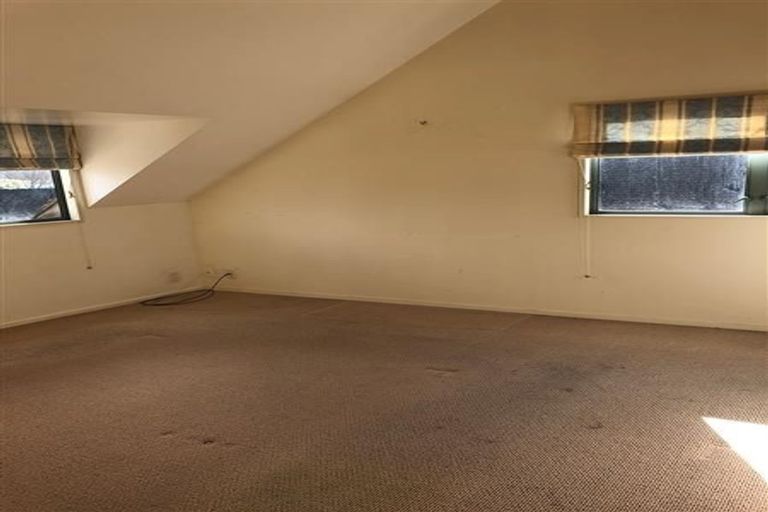 Photo of property in Gard Street, Silverstream, Upper Hutt, 5019