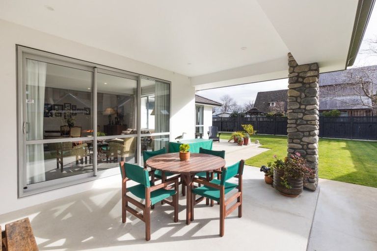 Photo of property in 33 Elmira Avenue, Hokowhitu, Palmerston North, 4410