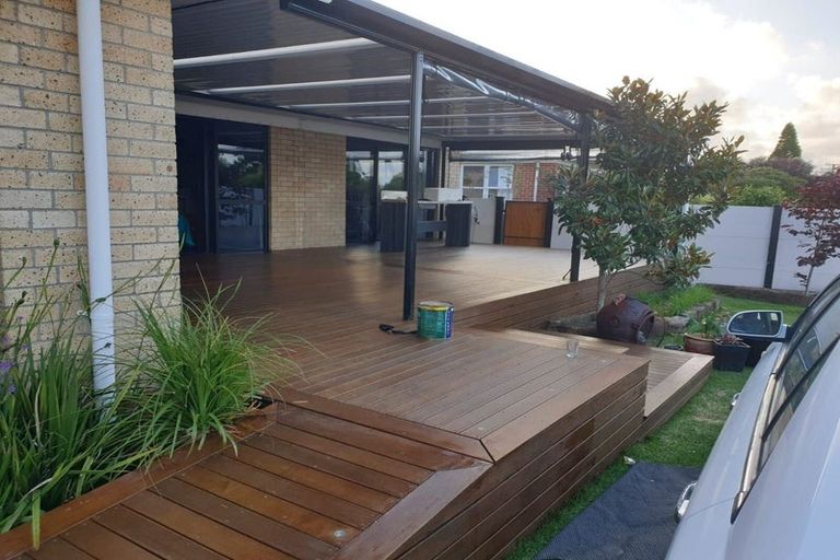 Photo of property in 99 Kitchener Road, Waiuku, 2123