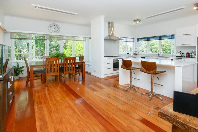 Photo of property in 10 Ormond Road, Hospital Hill, Napier, 4110