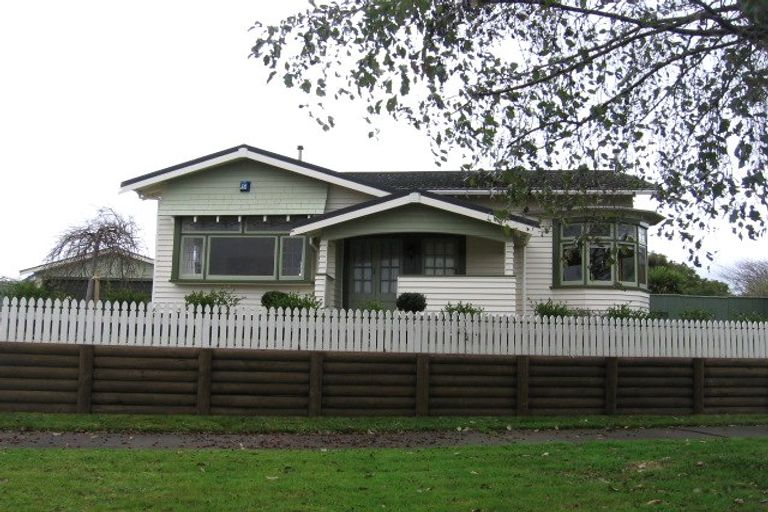 Photo of property in 6 Rosalie Terrace, Kelvin Grove, Palmerston North, 4414