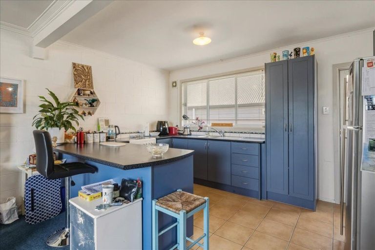 Photo of property in 2/18 May Street, Mount Maunganui, 3116