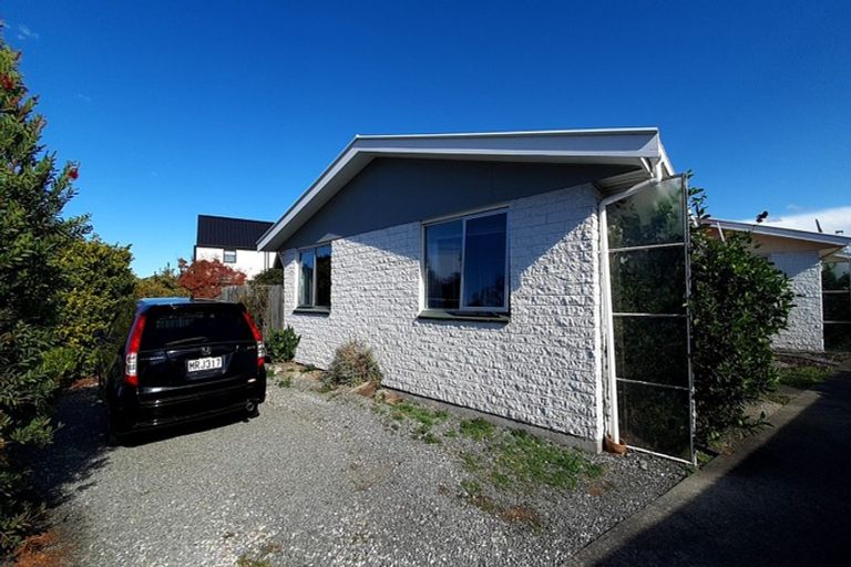 Photo of property in 1/47 Division Street, Riccarton, Christchurch, 8041