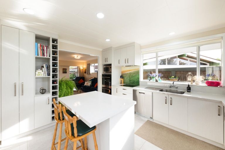 Photo of property in 7 Te Punga Place, Awapuni, Palmerston North, 4412