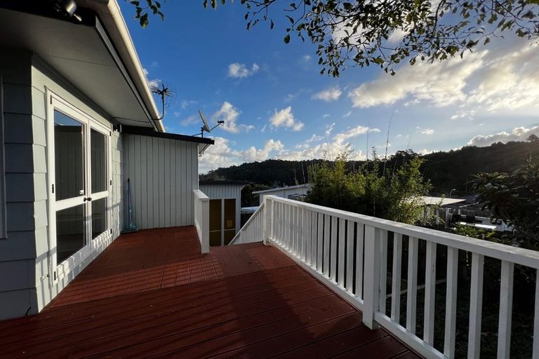 Photo of property in 2/69 Simon Ellice Drive, Bayview, Auckland, 0629