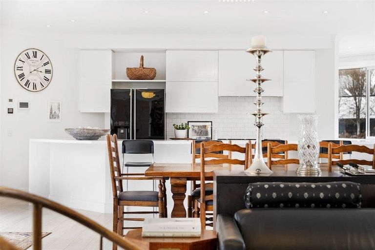 Photo of property in 11 Pentlow Place, Fendalton, Christchurch, 8052