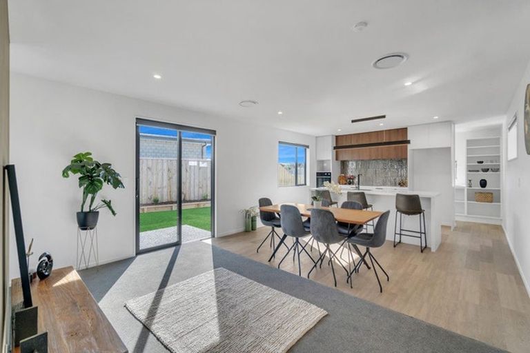 Photo of property in 14 Greig Crescent, Amberley, 7481