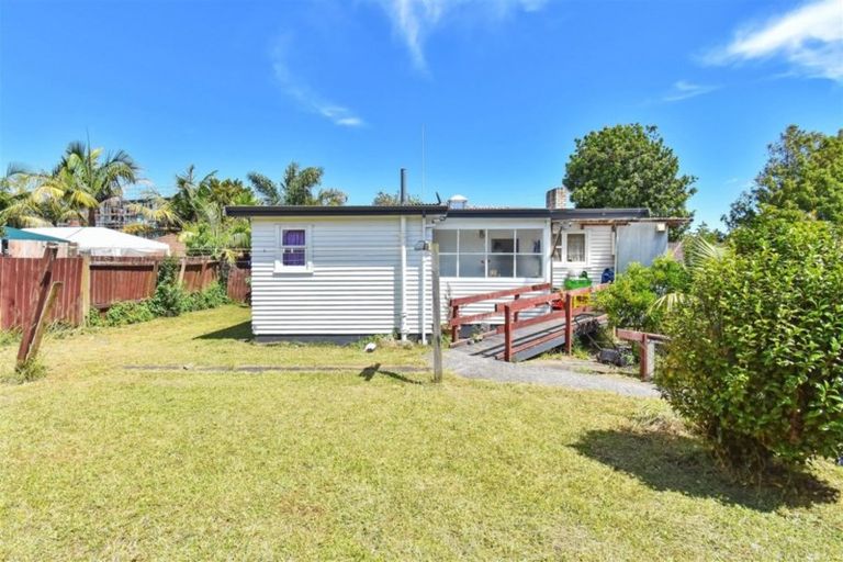 Photo of property in 45g Halver Road, Manurewa East, Auckland, 2102