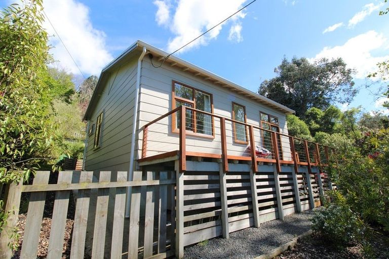 Photo of property in 25 Kaka Road, Saint Leonards, Dunedin, 9022
