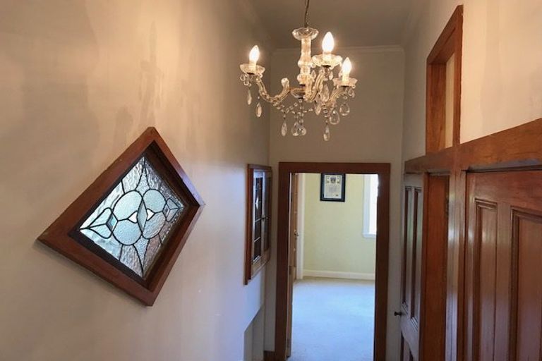 Photo of property in 27 Hautana Square, Woburn, Lower Hutt, 5010