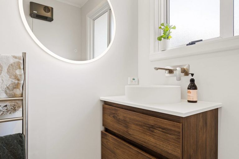 Photo of property in 345 Wairakei Road, Burnside, Christchurch, 8053