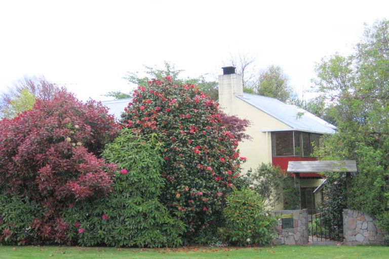 Photo of property in 67 Shepherd Road, Waipahihi, Taupo, 3330